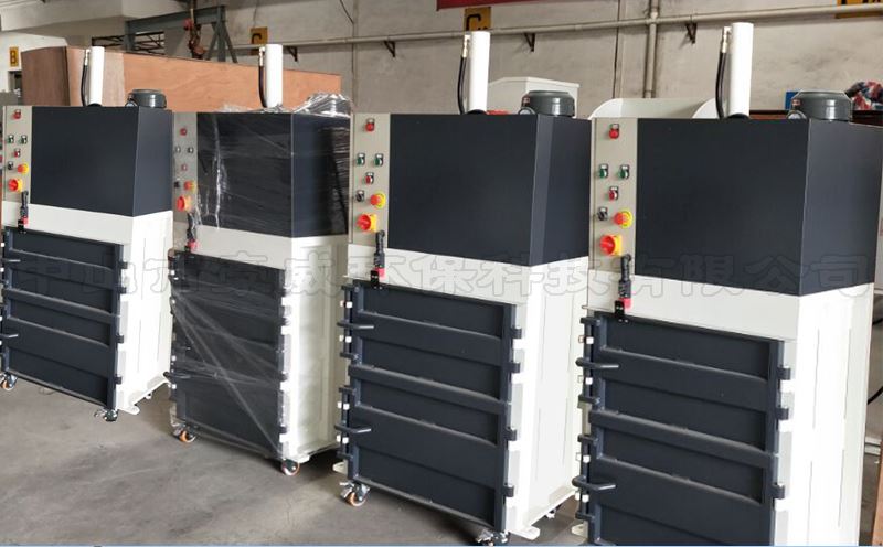 供應(yīng)4噸廢紙打包機(jī) 供應(yīng)4噸廢紙打包機(jī)